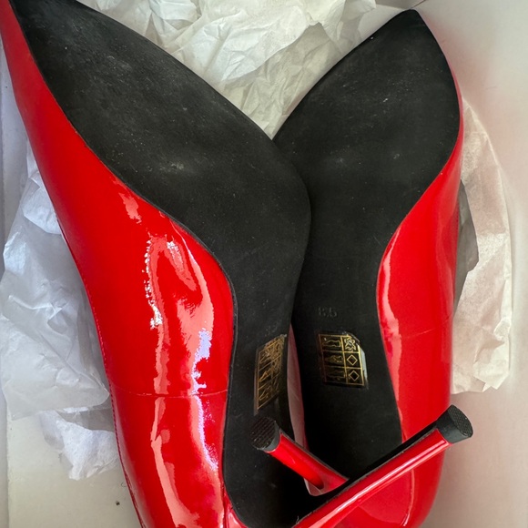 Jeffrey Campbell Glossy Red Heels - Picture 4 of 9